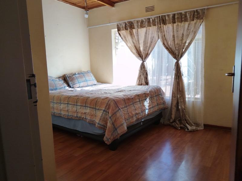To Let 5 Bedroom Property for Rent in Kuruman Northern Cape